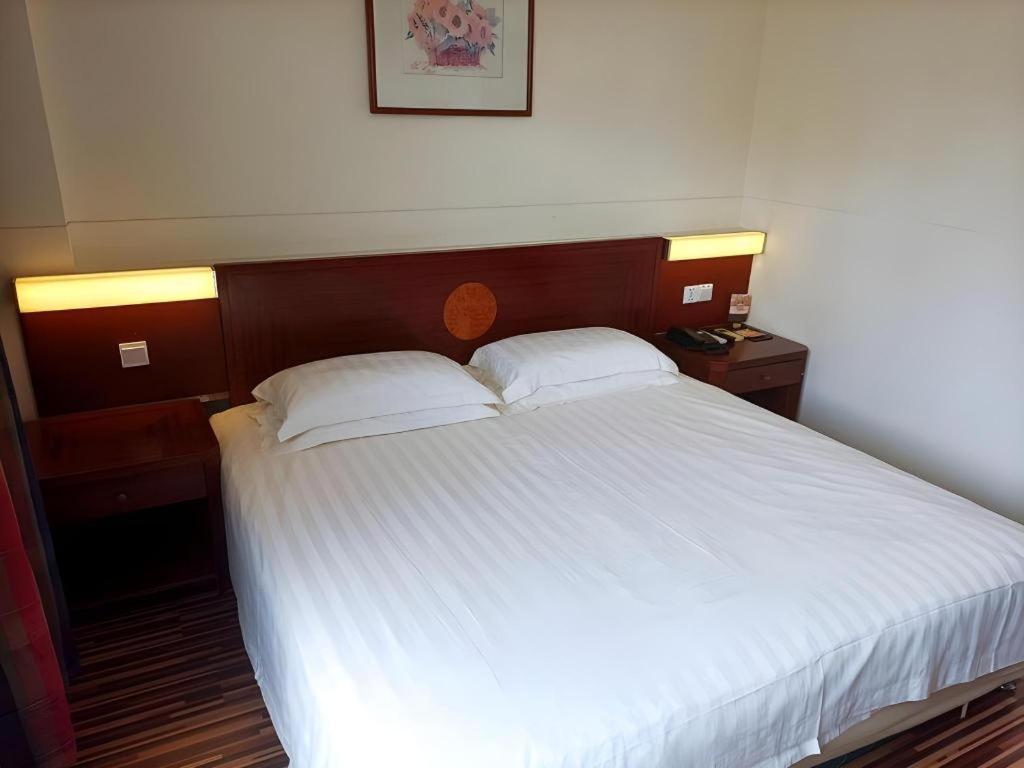 Jinjiang Inn Shanghai North Bund Yangpu Bridge Branch Bagian luar foto